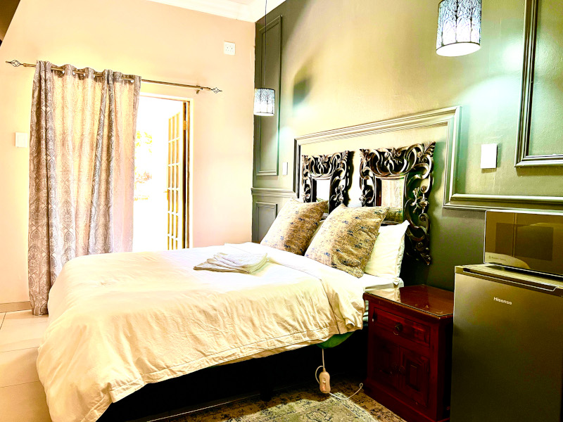 queen-room-gallery-10